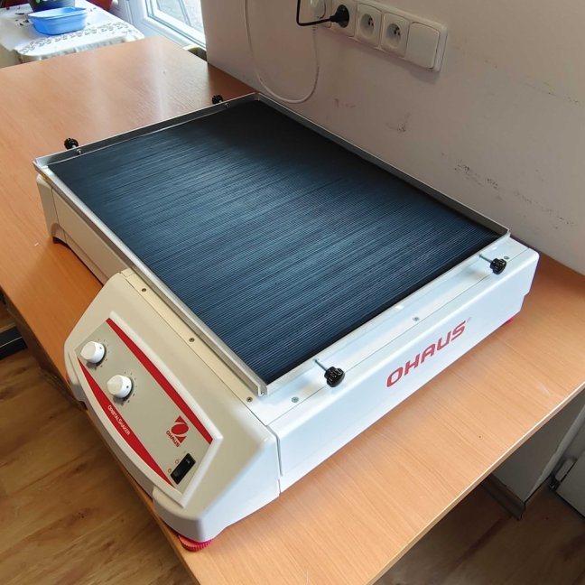 SHHD2325AL analogová orbitální třepačka Ohaus