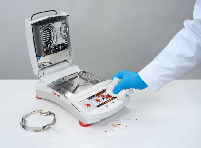 MB92 easy cleaning display