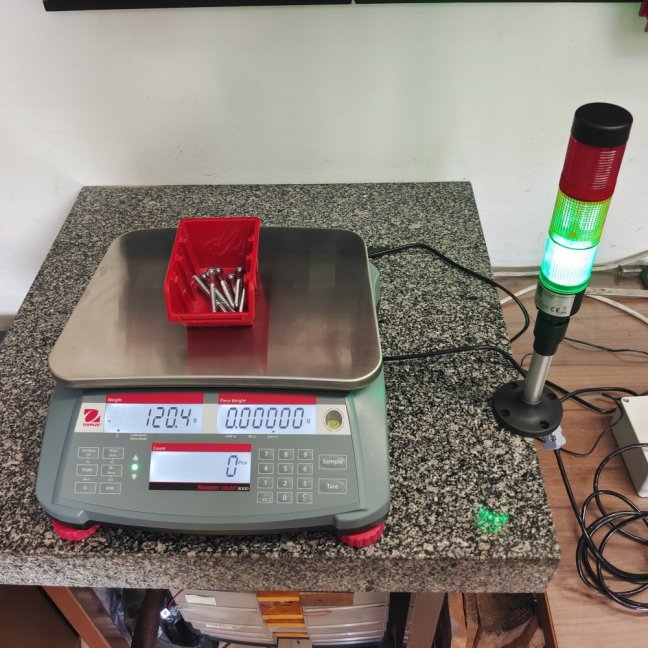 RC31P6 Ohaus - používaná