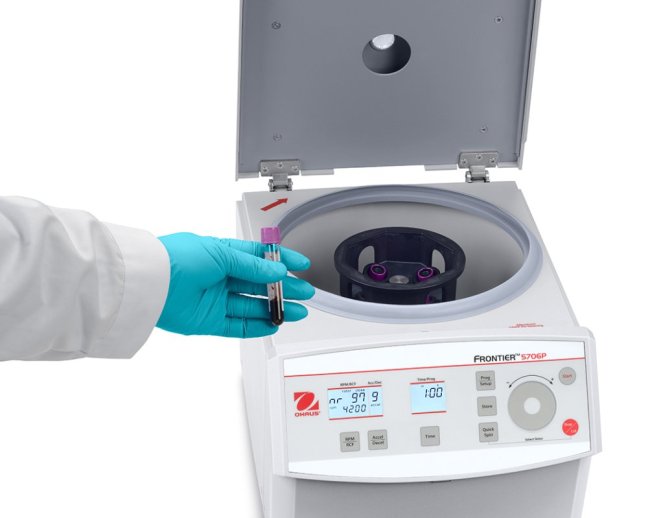 FC5706P Multifunkční odstředivka 100–240 V