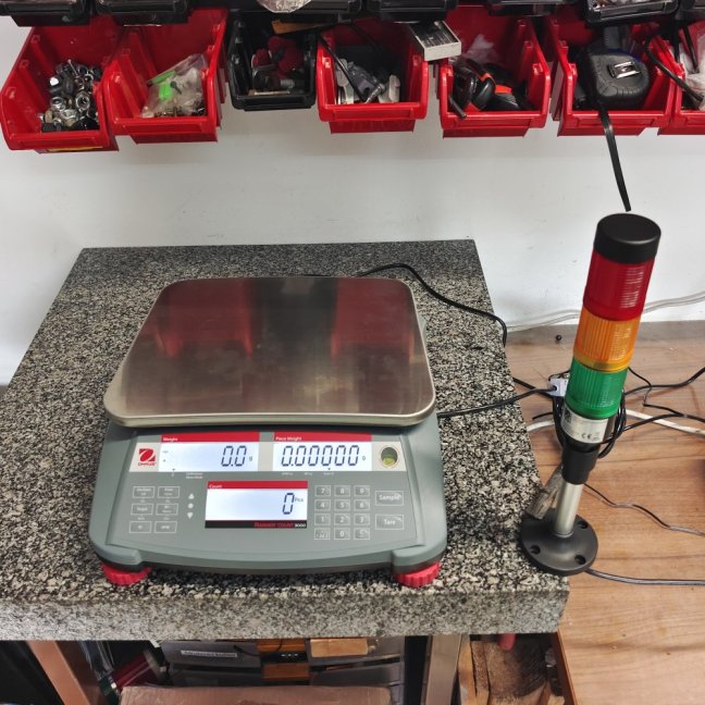 RC31P6 Ohaus - používaná