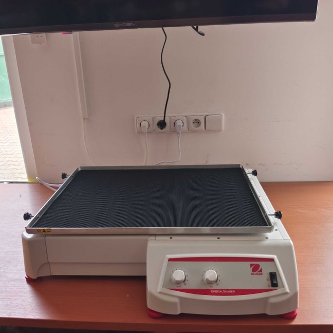 SHHD2325AL analogová orbitální třepačka Ohaus