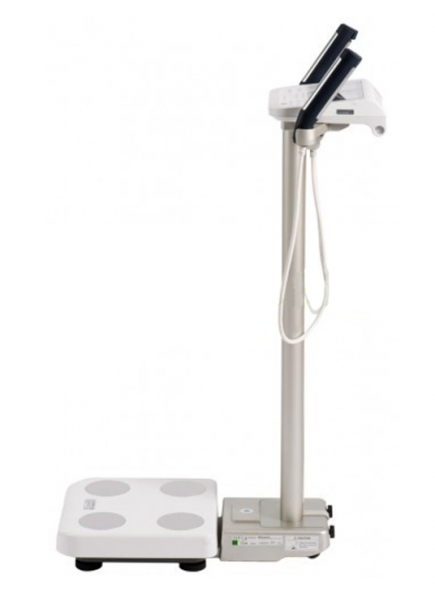Tělesný analyzátor MC 780 se stojanem (4)