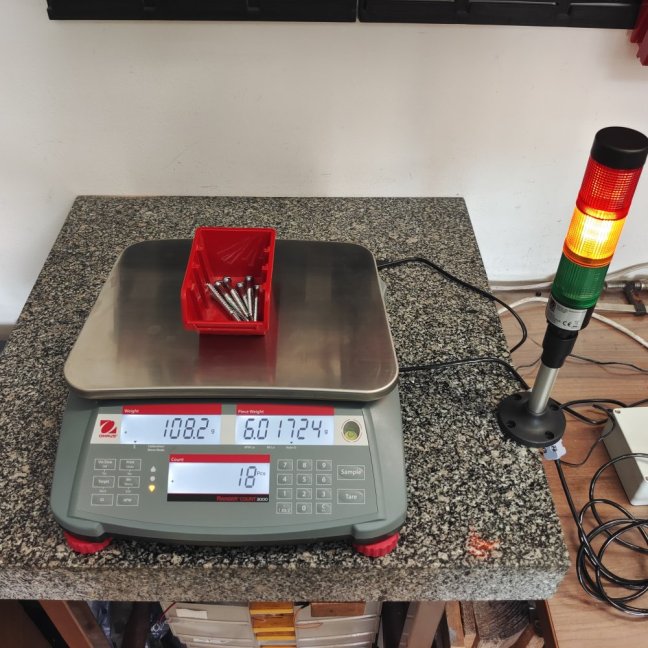 RC31P6 Ohaus - používaná