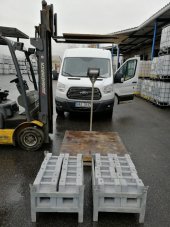 Kalibrace vah s váživostí do 1 500 kg
