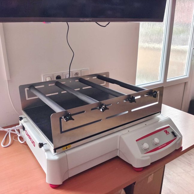 SHHD2325AL analogová orbitální třepačka Ohaus